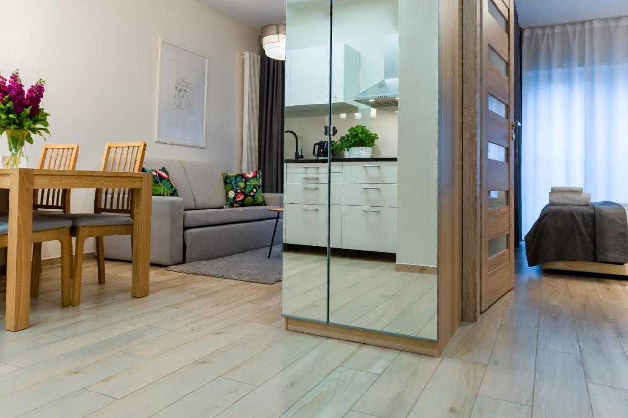 Mennica Residence Patronus Apartments Warsaw Exterior photo