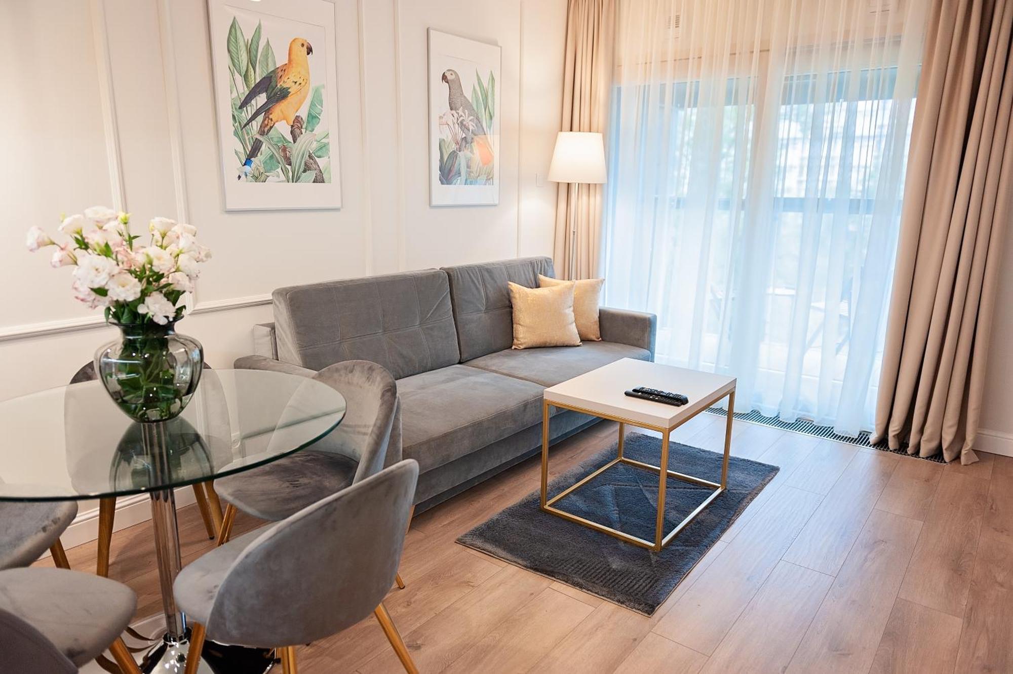 Mennica Residence Patronus Apartments Warsaw Exterior photo